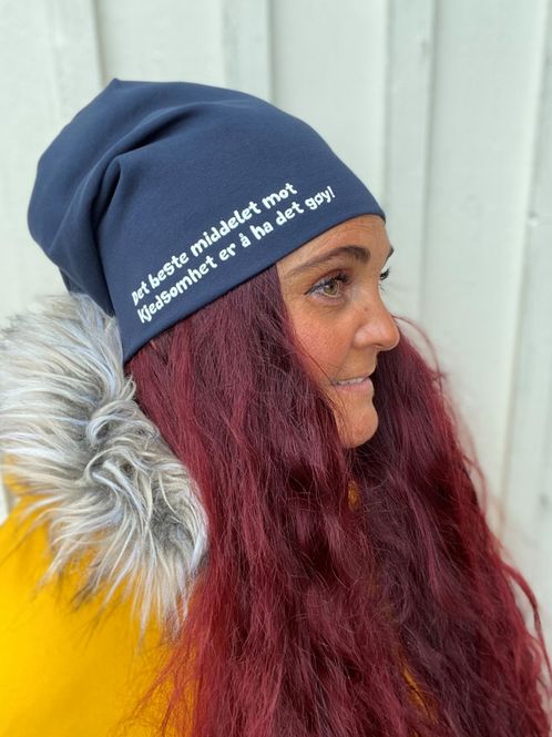 Hovedbilde Middel mot kjedsomhet -lue VALGFRI FARGE